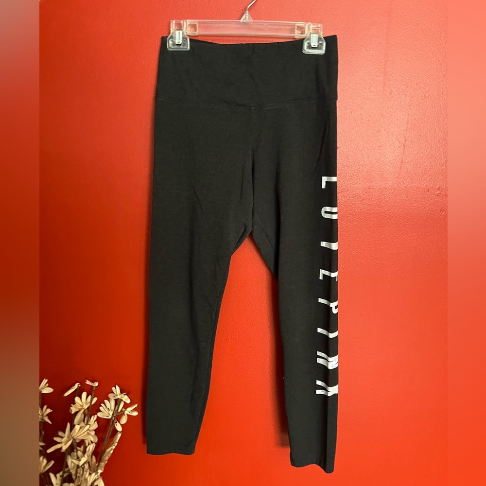 PINK Victoria's Secret Black Leggings w/ White Lettering “Love Pink” Size Large